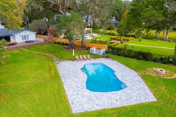 “Waterfront Paradise” Dock, Pool, Boathouse