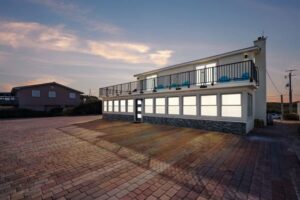 Ocean Front Estate – Team Joseph Ellen