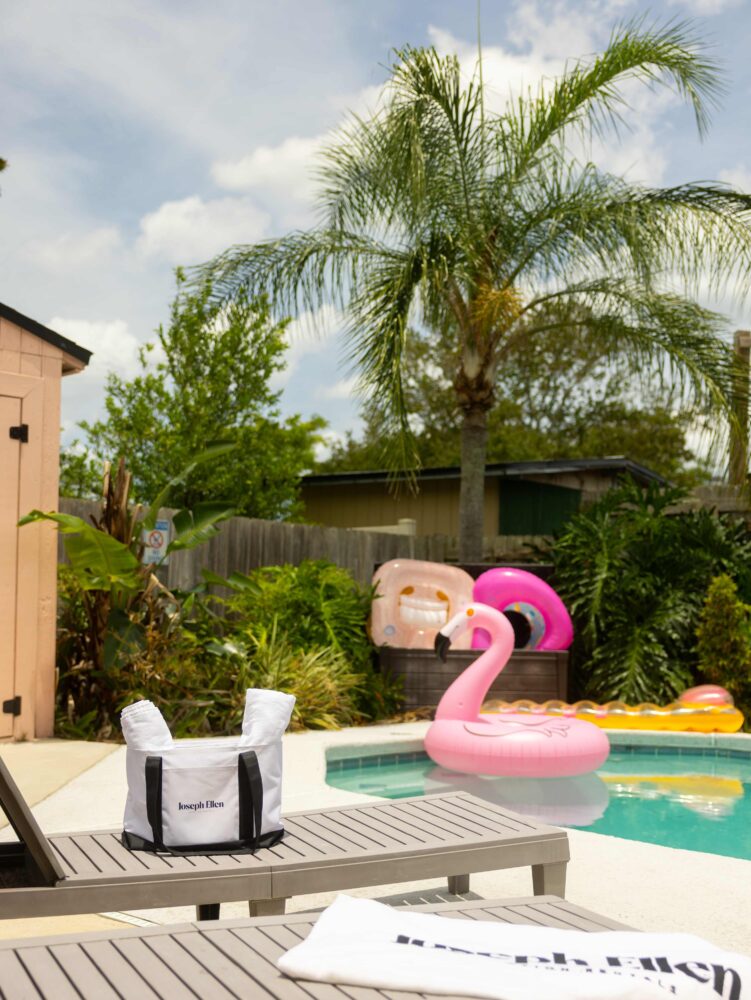 Pink Flamingo House -Pool, Gazebo, Luxury Main Image