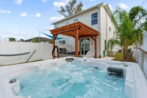 Coastal Retreat – Jax Beach,  Hot Tub